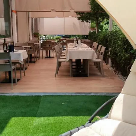 Des Bains Hotel 3*