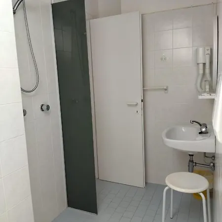 Des Bains