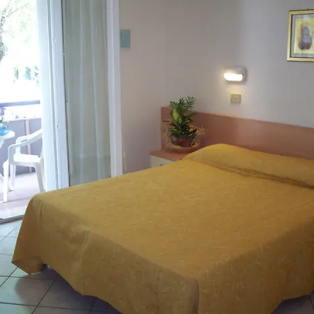 Отель Des Bains Каттолика