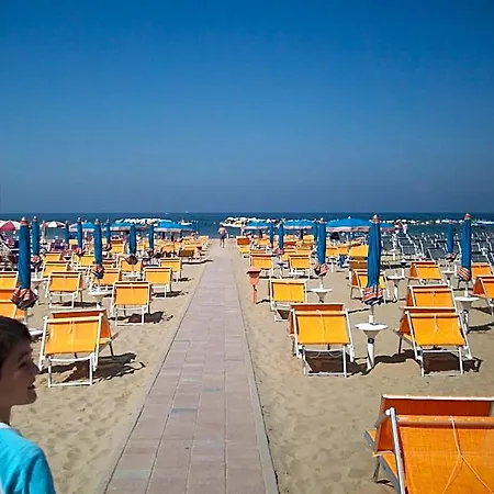 Des Bains מלון 3*