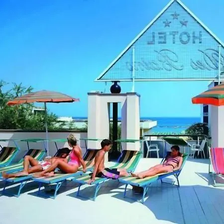Des Bains Hotel 3*
